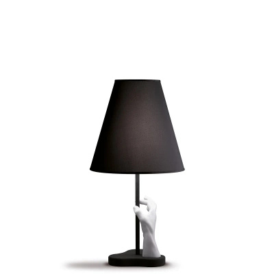 Lampa Mano